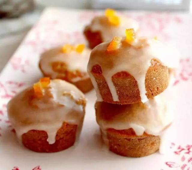 СԲ(les nonnettes de pain d'epices)