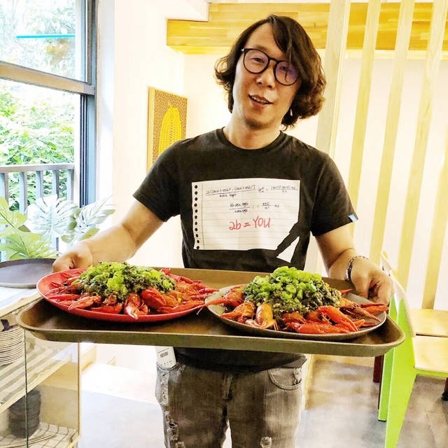 你见过28天不开张的餐厅老板吗?