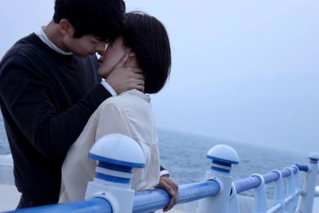 姜敏赫孤岛相伴河智苑4个月频送「暖气」融化女神