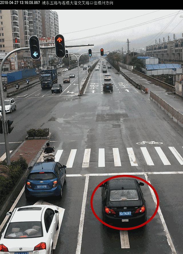 【曝光台】梧州闯红灯曝光又来了,看看你认识吗?