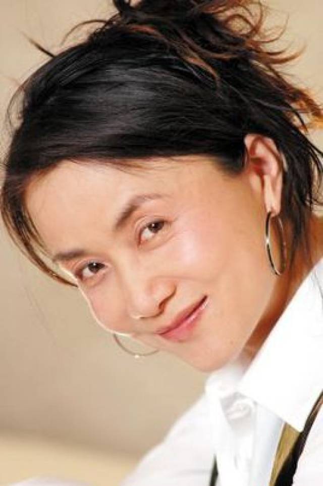 熊晓鸽投出了30多家公司上市,100位亿万富翁,背后女人罗燕的传奇人生