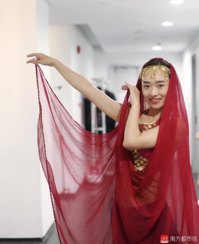 揭秘歌剧《马可· 波罗》90后广州群演:舞娘侍女乐手是同一人