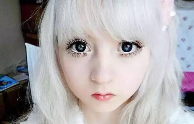 英国15岁白化病萝莉,被封全球宅男女神_手机搜狐网