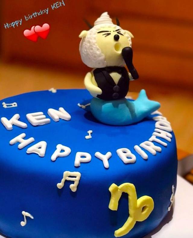 今年1月15日是朱孝天的39岁生日,韩雯雯为他准备了精美的生日蛋糕.