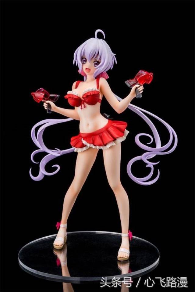 《战姬绝唱》雪音克利斯泳装手办 雪白美腿诱人