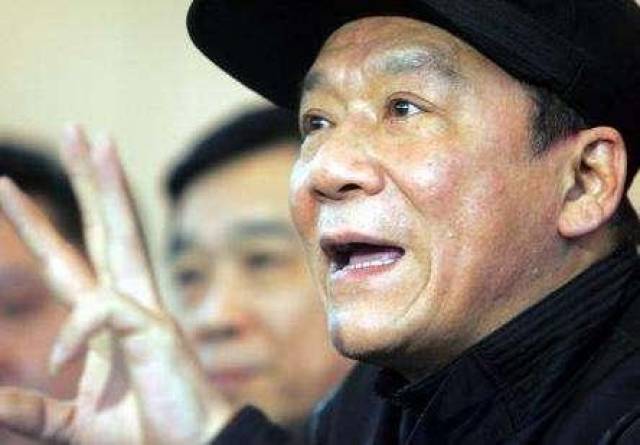 侯耀文先生去世,于谦掩面而哭:老头太狠了……郭德纲忍痛上台