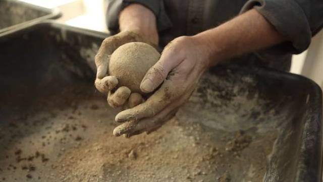 邻国日本的极致精神,居然让搓泥球变成了一门艺术!_手机搜狐网