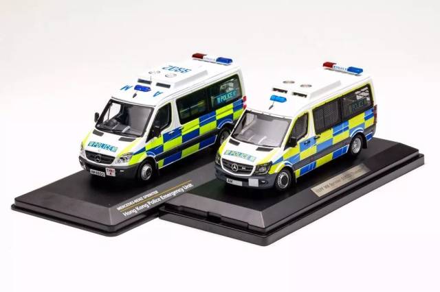 测评极光143香港警察冲锋车