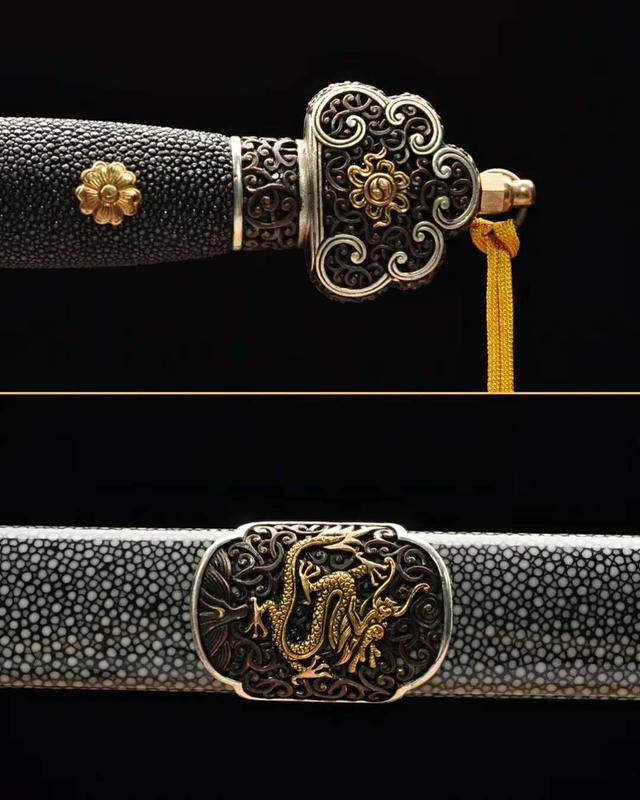 清朝时期康熙皇帝御用的宝剑复刻