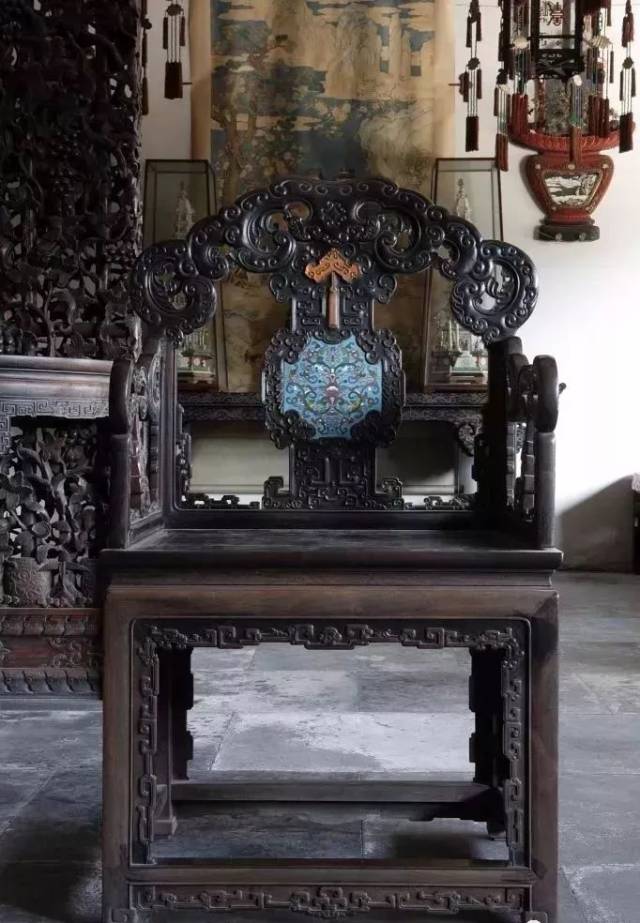 皇家的东西就是气派:故宫明清家具珍品