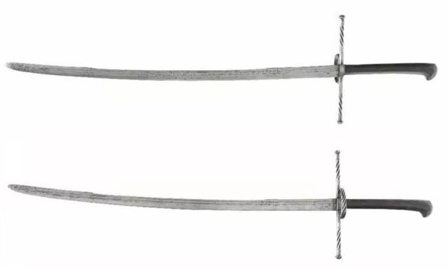 丹麦朗斯梅瑟混血刀.这种刀出自丹麦,外文名为"langes messer".