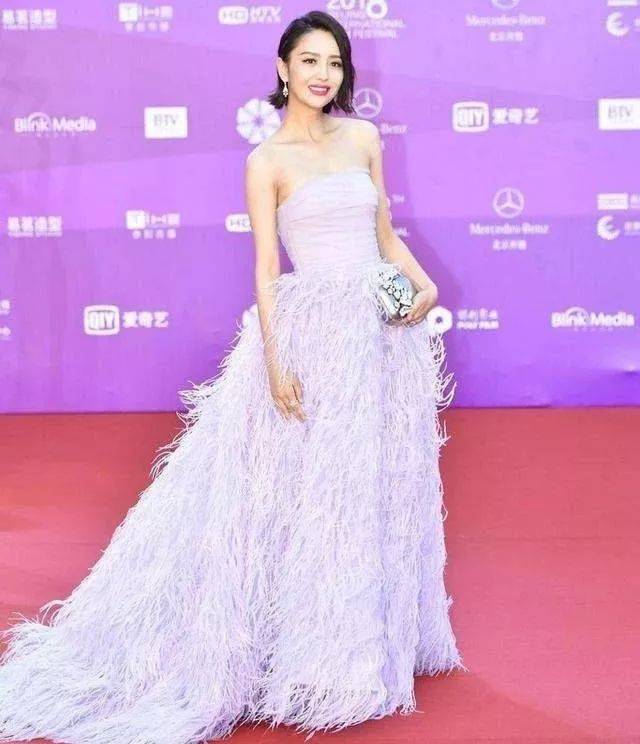 为什么范冰冰、佟丽娅五官精致,却成不了王祖