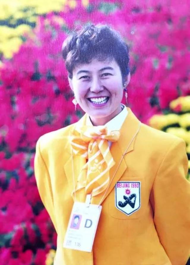 今年64岁的吴秀美从1962年开始习武,她不但拥有武术九段的中国武术最