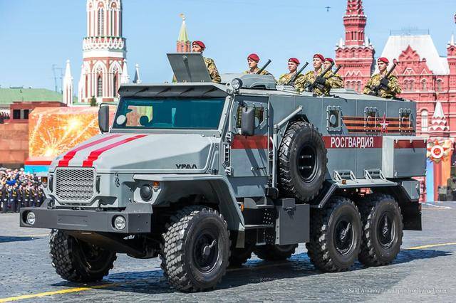 俄罗斯各种装甲车图片