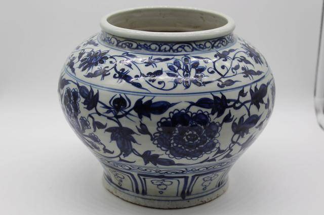 神品神韵·元青花缠枝牡丹纹罐