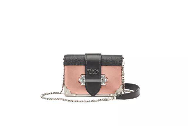 prada cahier系列手袋
