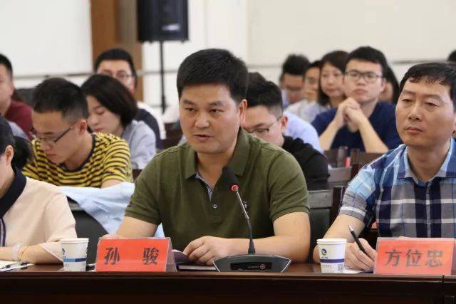 林先华寄语90后年轻干部:青春奋斗,不负芳华!