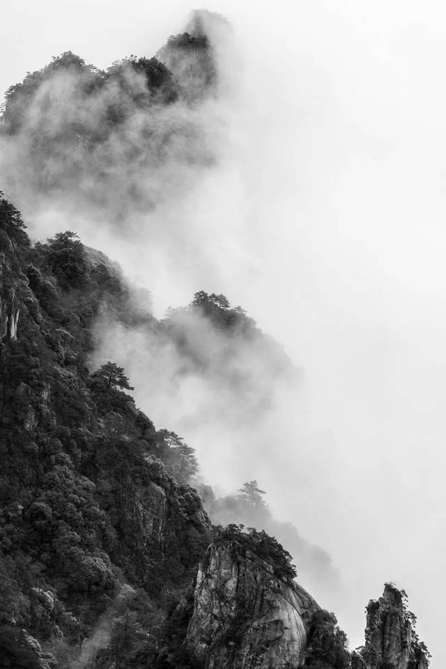 黄山烟云,如诗如画