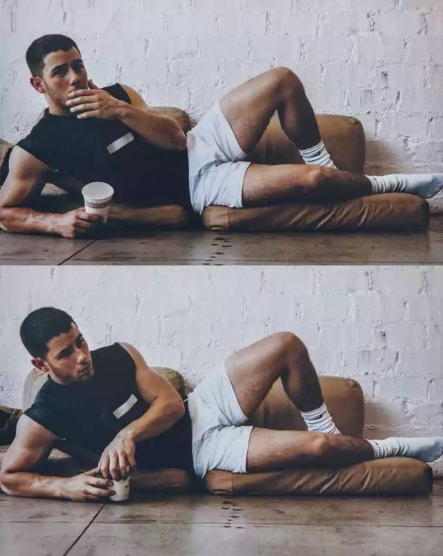近年横空崛起,画风超级gay,拍摄大片的男星很多白袜照这种风格,封面