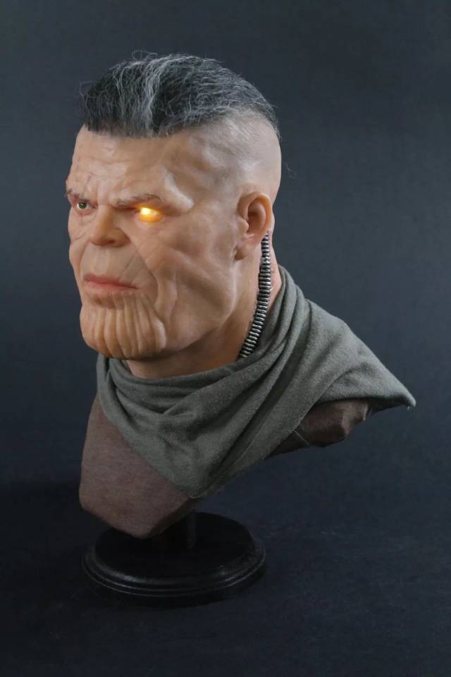 电索还是灭霸?感觉已经被这个雕像彻底洗脑