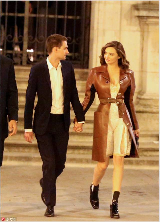 前日,米兰达·可儿(miranda kerr)在洛杉矶诞下一男婴,这是可儿和老公