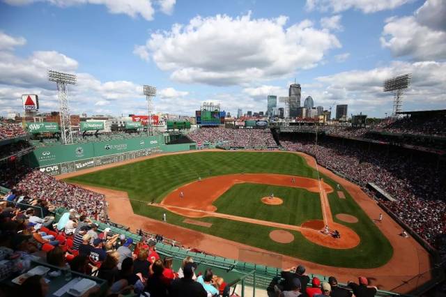 1分钟了解mlb棒球场的「各种形状」