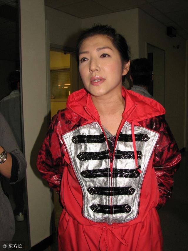 关宝慧香港著名绿叶演员颇具职业道德擅演恶心角色