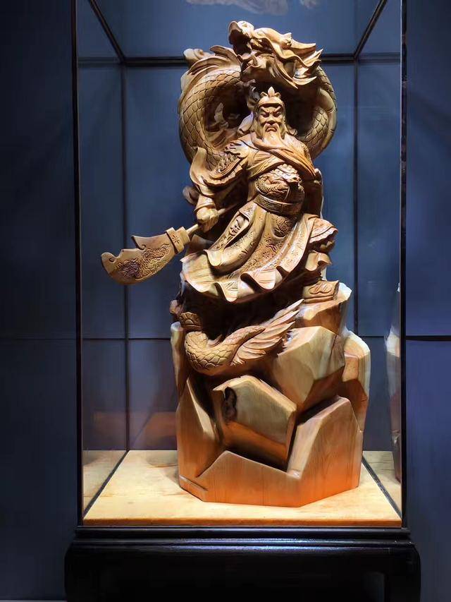 崖柏御龙关公威武的简直逆天了