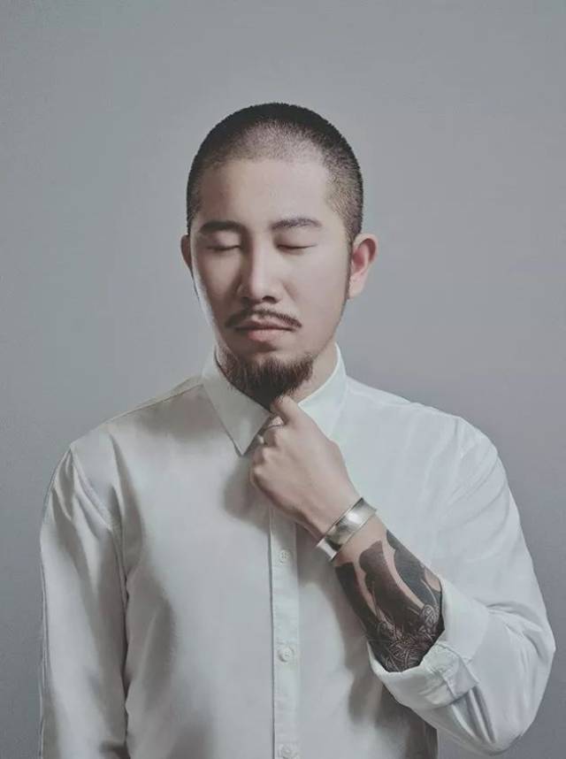王利夫