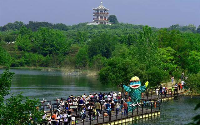 直播大別山:一位外地媒體人眼裡的信陽茶鄉美景與鄉村旅遊扶貧