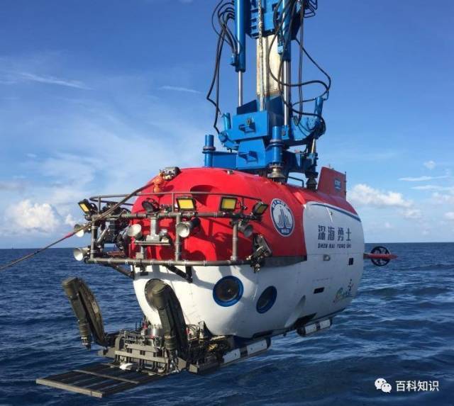 我国深海勇士号载人潜水器在南海海试成功,这是继蛟龙号之后我国