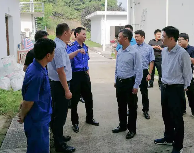 5月14日郑敏强副市长,市政府副秘书长黄人川,市环保局局长陈昌笋等