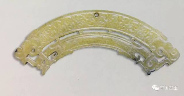 细数博物馆藏战国出土玉器——玉珩与玉璜_搜狐网