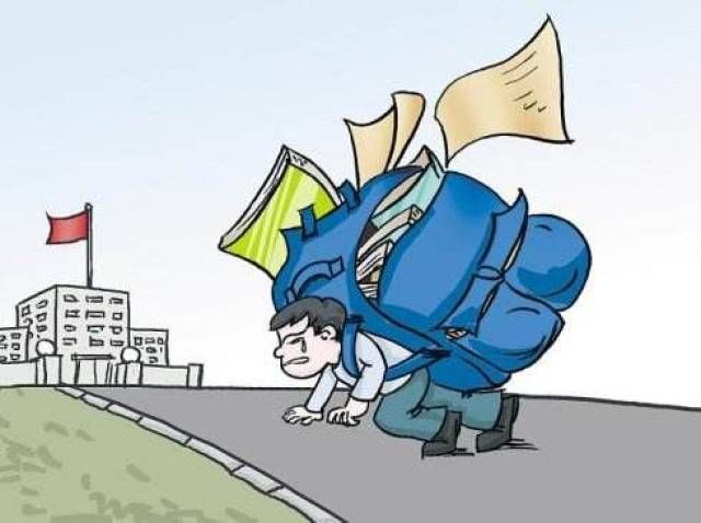 专项治理最主要的目的,是要落脚到切实减轻中小学生课外负担上来.