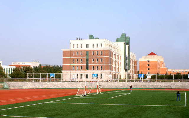 长春城建学院图片