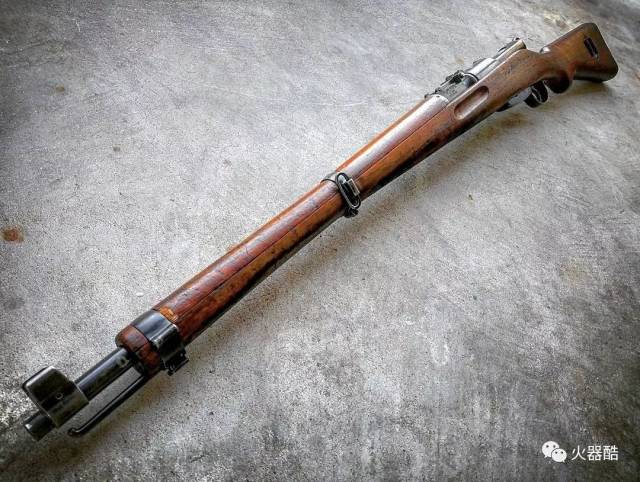 瑞士k31步枪刺刀图片