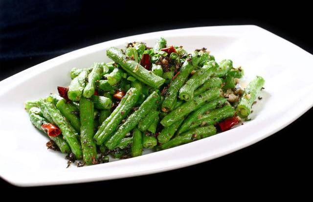 四季豆和豇豆如何做的不变色,好吃还有卖相,厨师长教您5大诀窍
