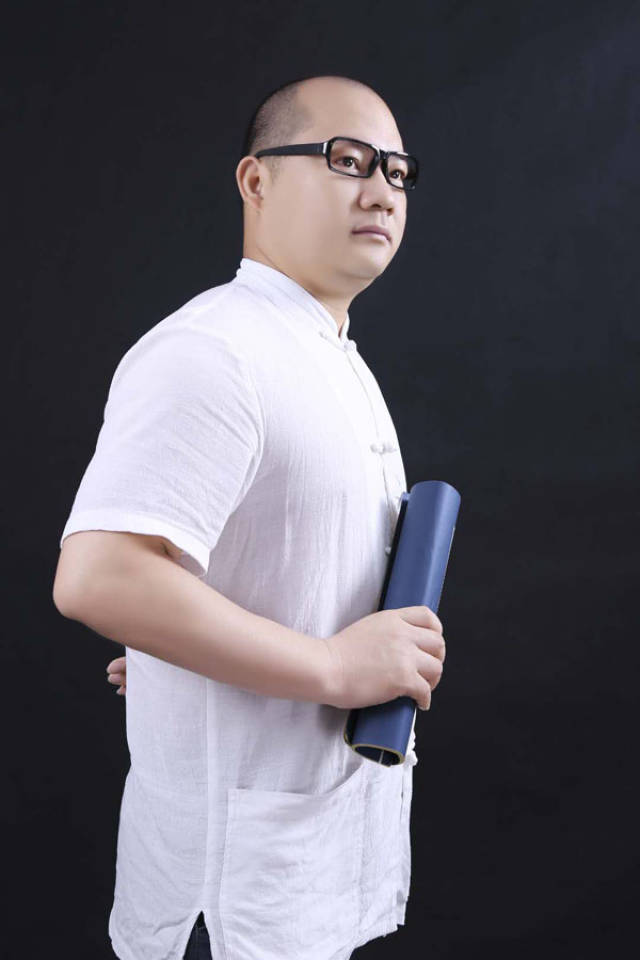 王志吕,国家一级书法师,北京华夏兰亭书画院院士