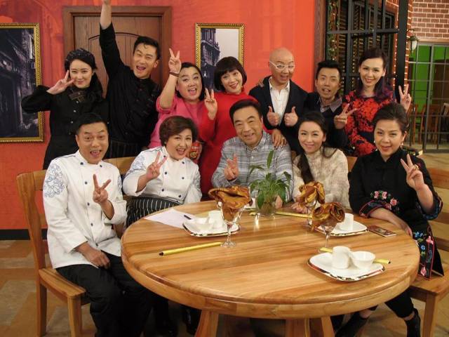 小清新食谱| 喝着冰红茶,想起了王汝刚的红茶坊,怀念起了无限畅饮大怪