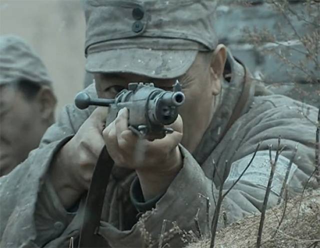 《亮剑》赵刚在500米外精准射杀日军,他这种枪法谁还有?