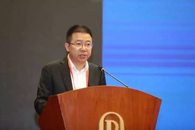 交通运输部原总工程师,中国土木工程学会副秘书长周海涛,贵州省公路局