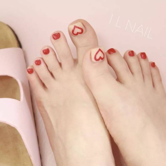 美甲| ins达人都在做的25款脚趾美甲,超可爱!