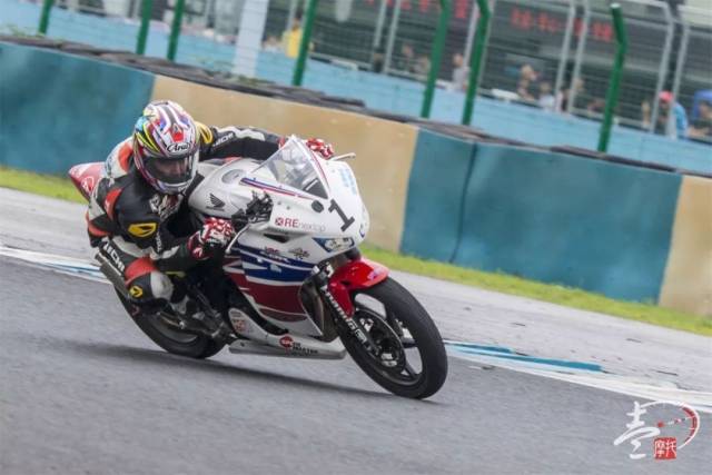 第36届天马论驾百张美图集锦 |赛车手们,还不快来领照片!