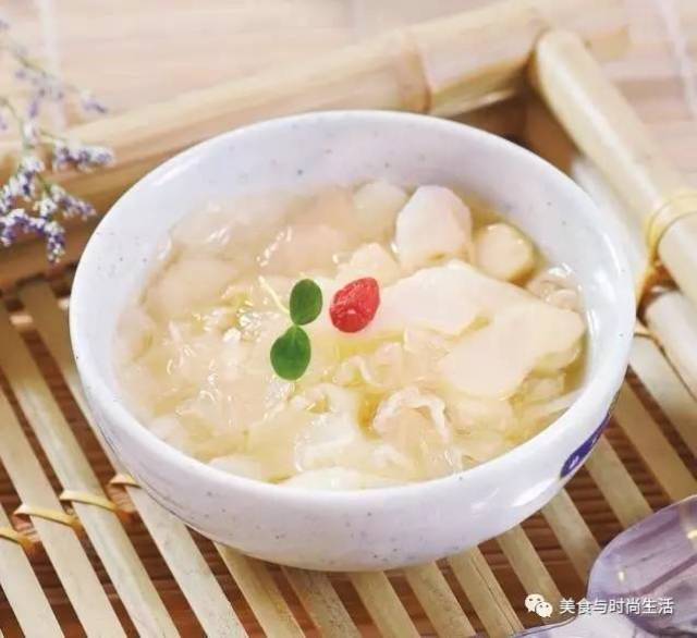 马蹄银耳汤清热泻火滋阴润肺,经常喝少感冒