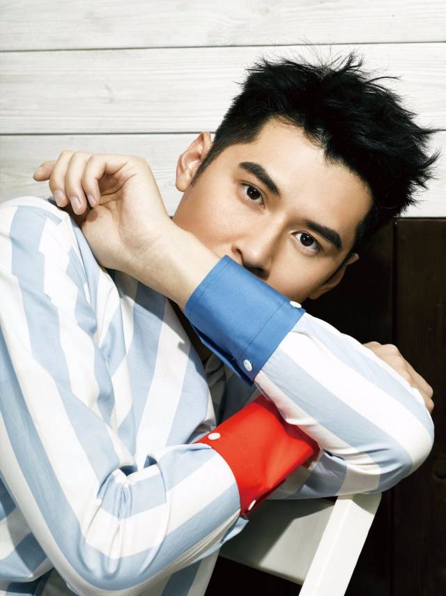 初夏清爽法式look 陈家乐杂志封面大片曝光