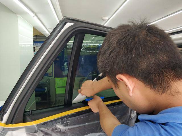 四分靠质量六分靠手艺,宝马x5全车玻璃贴膜实拍效果-汽车频道-手机