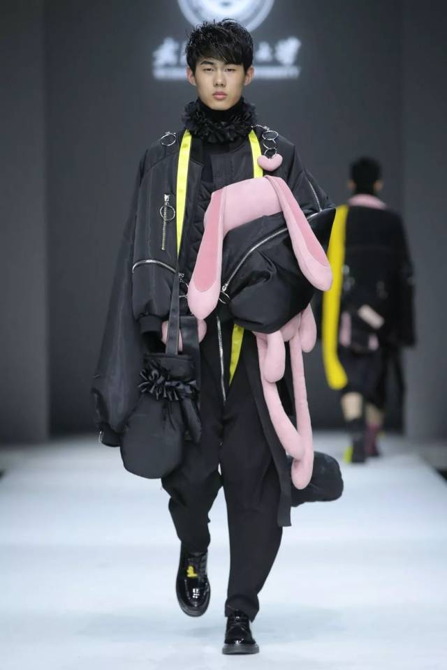 毕业设计成衣系列10 | 武汉纺织大学2018优秀毕业作品