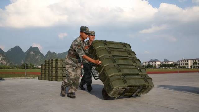 陆军第75集团军组织后装保障专业比武竞赛_手机搜狐网