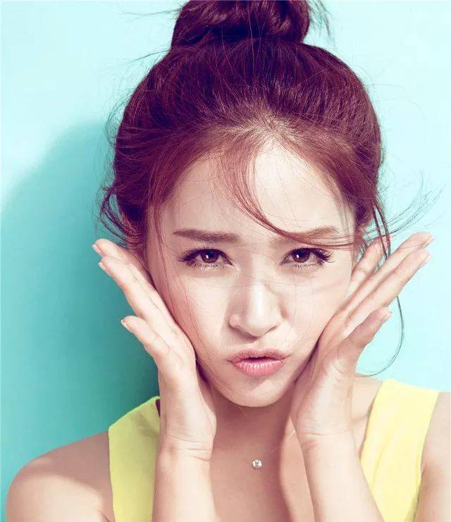 阚清子发福了?她用这两个字来回应,果然是一名