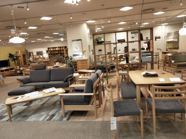 东京最大规模的家具店——idee家具